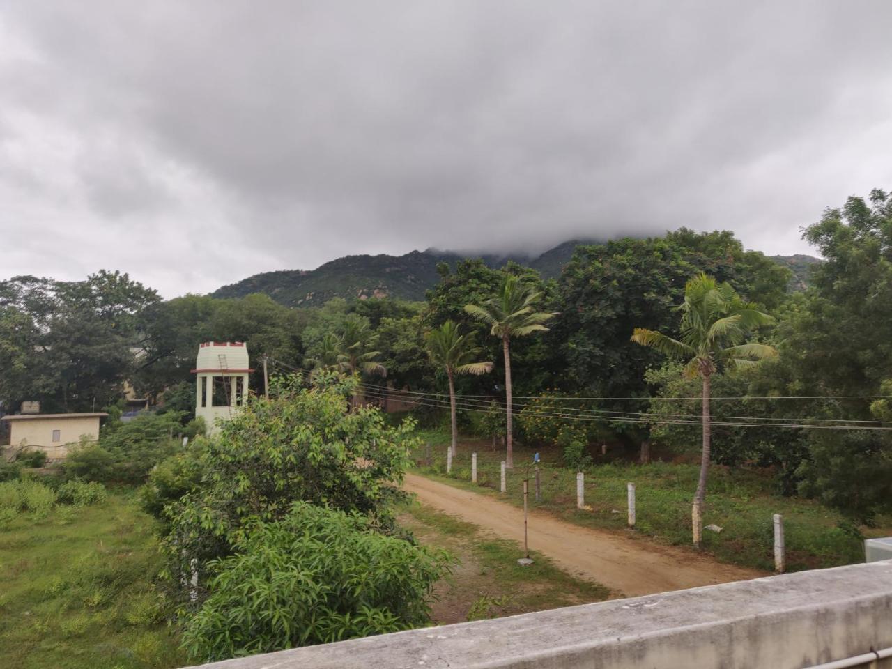 Srb Residency Tiruvannāmalai Exterior foto