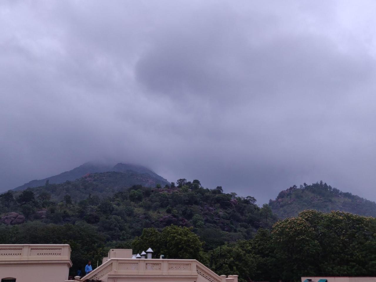 Srb Residency Tiruvannāmalai Exterior foto